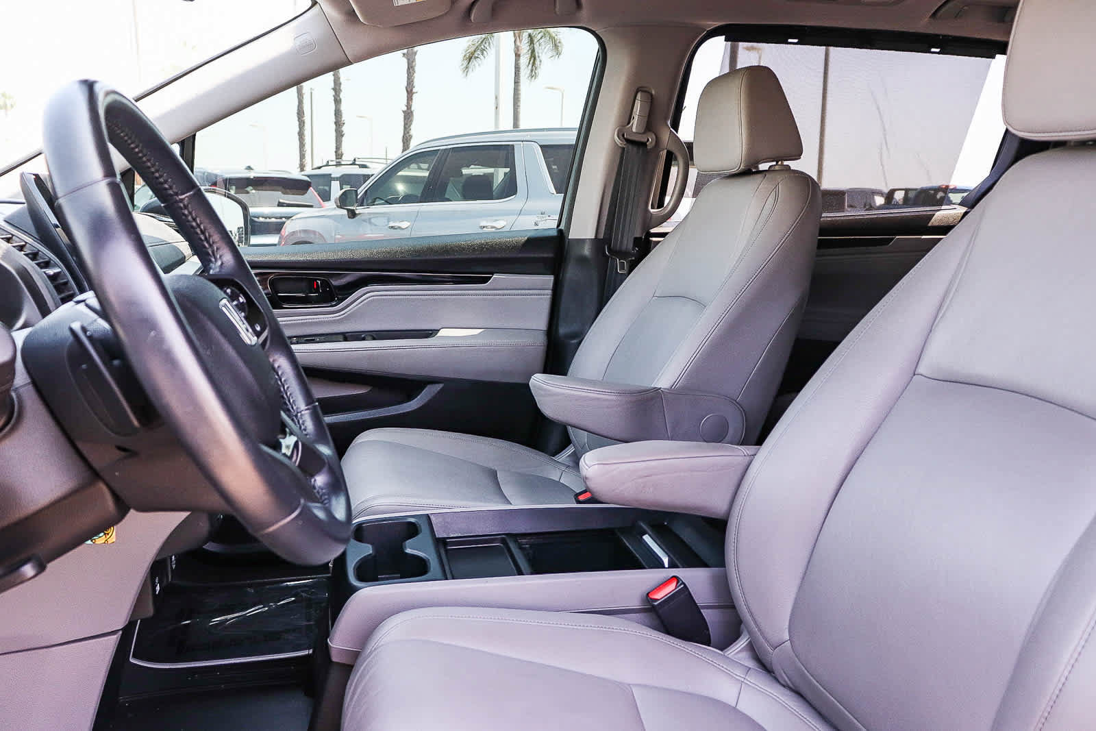 Used 2023 Honda Odyssey Touring image 29