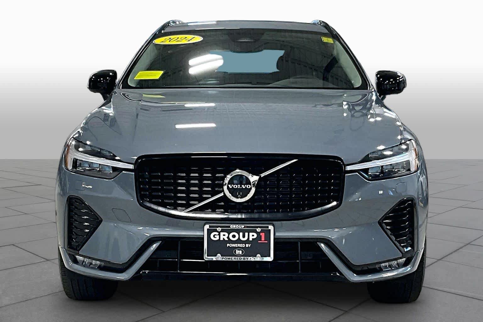 Used 2024 Volvo XC60 B5 Plus w/ Climate Package AWD/4WD image 4