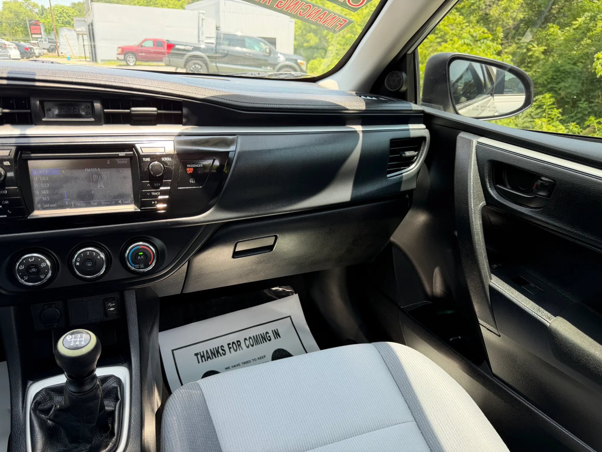 Used 2016 Toyota Corolla L FWD image 21