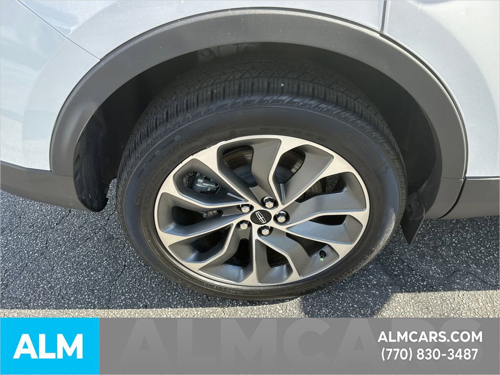 Used 2023 Lincoln Nautilus Reserve image 21