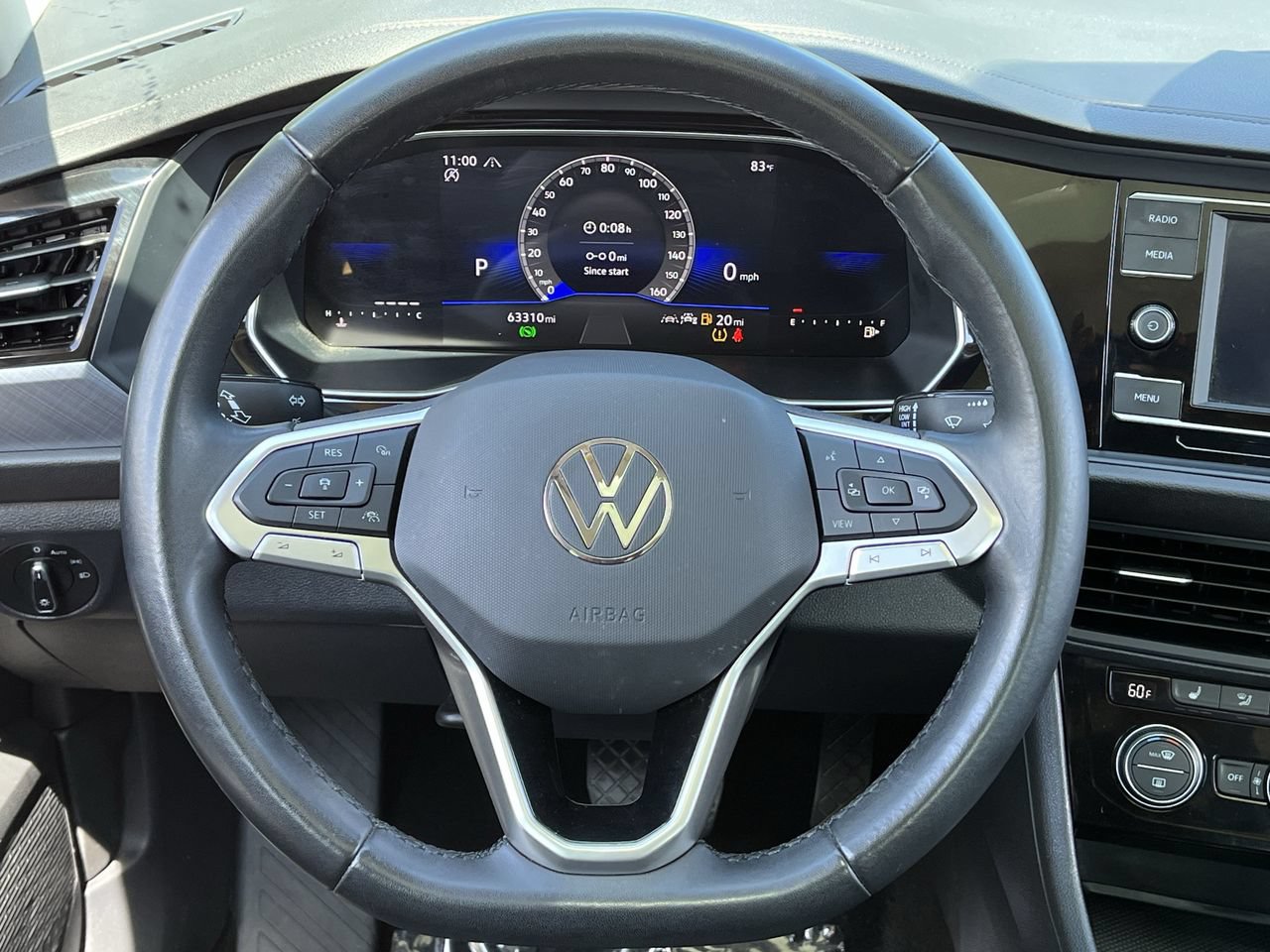 Used 2024 Volkswagen Jetta SE FWD image 11