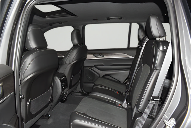 New 2026 Jeep Grand Cherokee L 4WD image 28