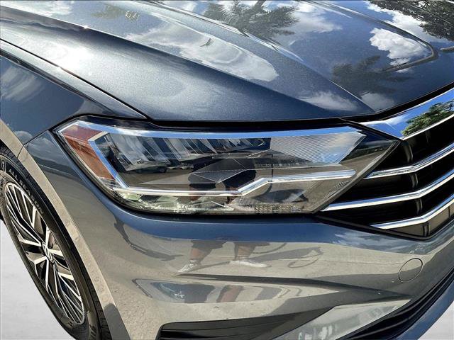 Used 2021 Volkswagen Jetta SE w/ SE Cold Weather Package FWD image 30