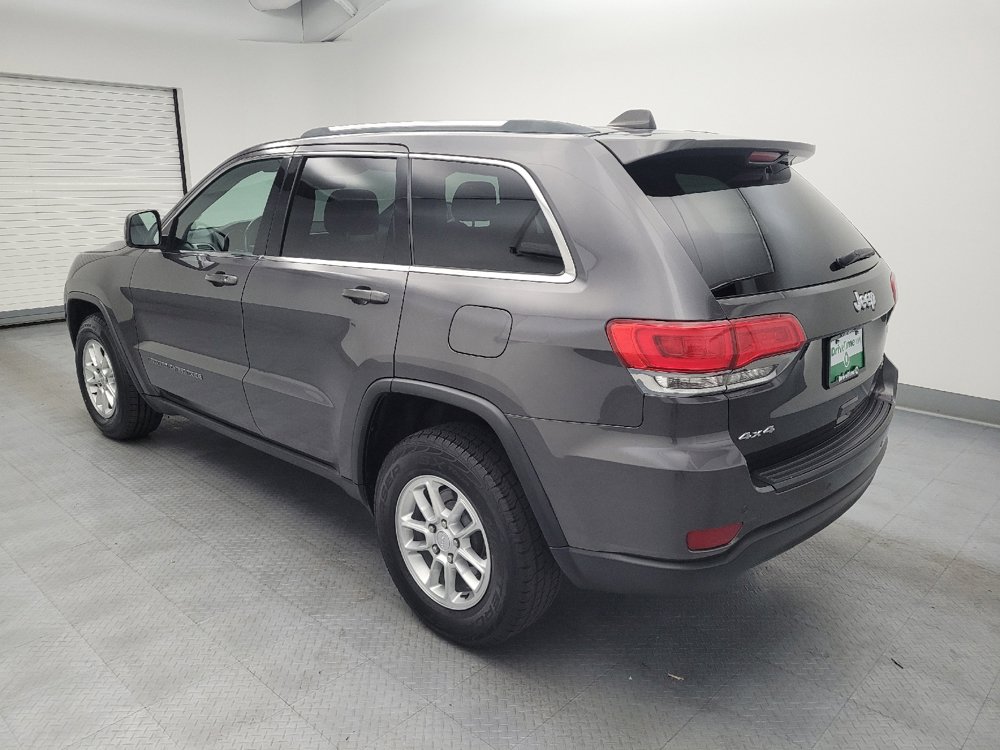 Used 2018 Jeep Grand Cherokee Laredo AWD/4WD image 3