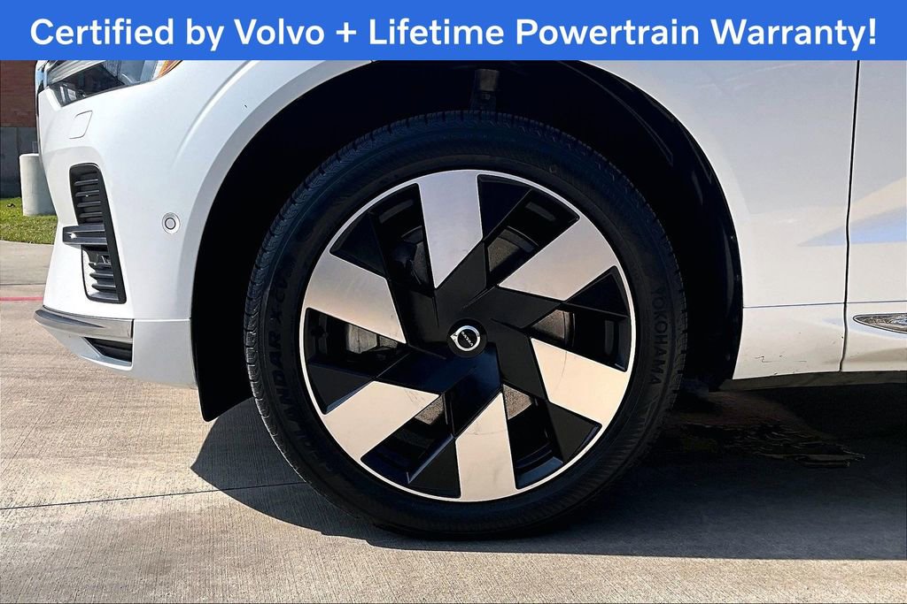 Used 2023 Volvo XC60 T8 Plus w/ Protection Package Premier image 12
