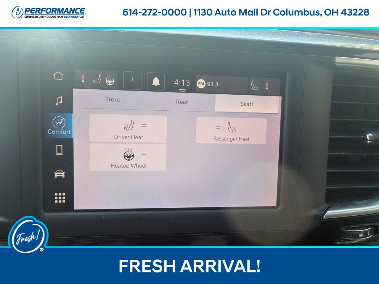 Used 2023 Chrysler Voyager LX FWD image 23