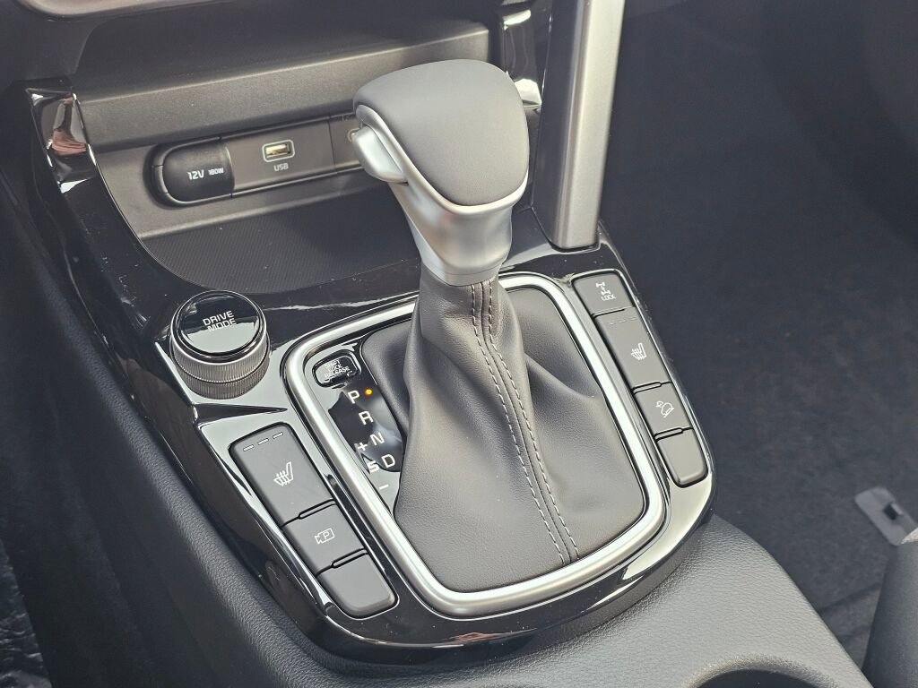 New 2026 Kia Seltos S AWD/4WD image 17