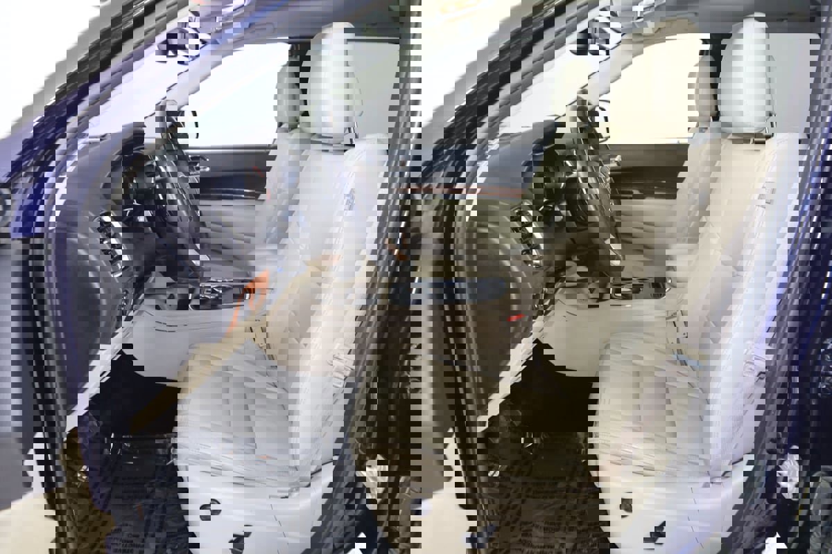 Used 2014 Dodge Durango Limited w/ Premium Group AWD/4WD image 12