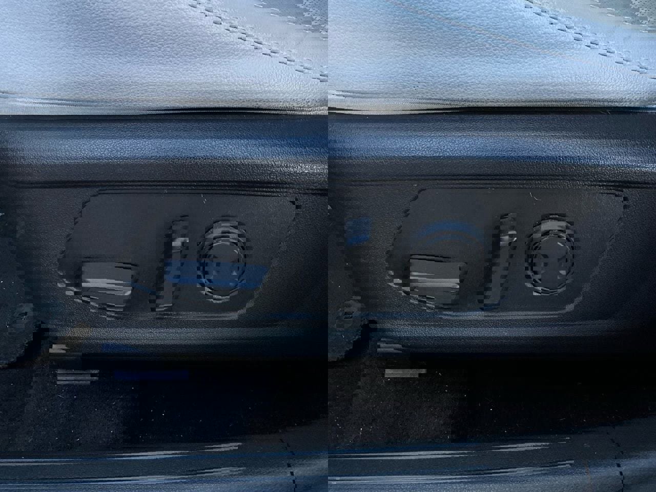 Used 2021 Hyundai Elantra Limited image 10