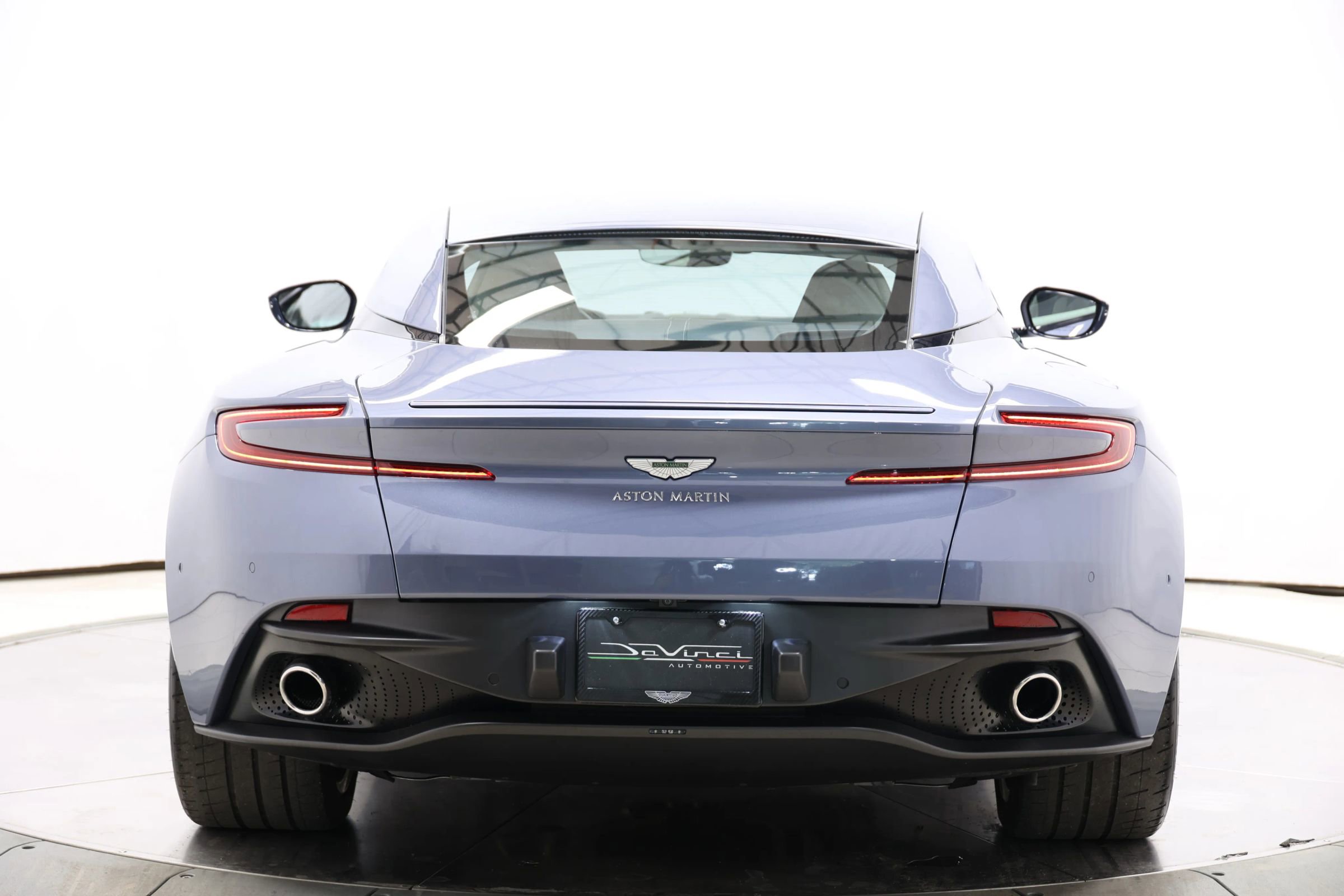 Used 2019 Aston Martin DB11 Coupe RWD image 60