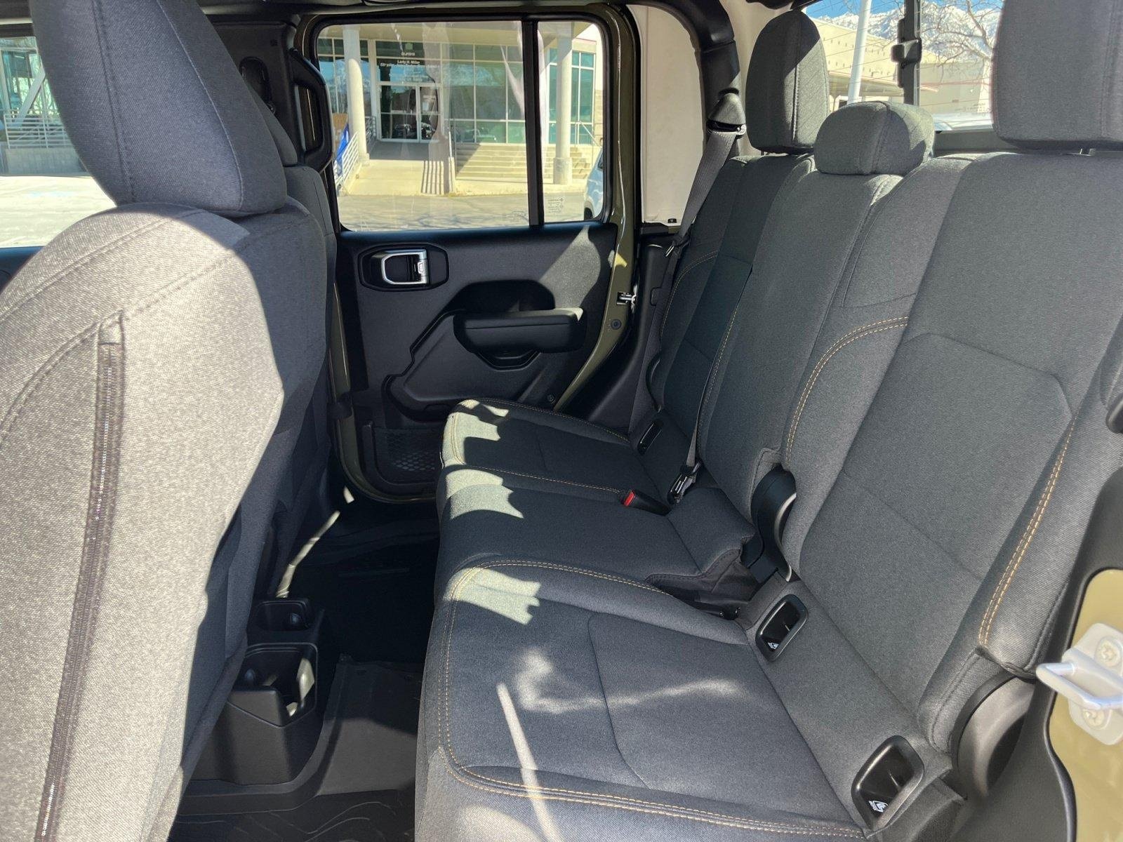 New 2026 Jeep Gladiator Sport AWD/4WD image 25