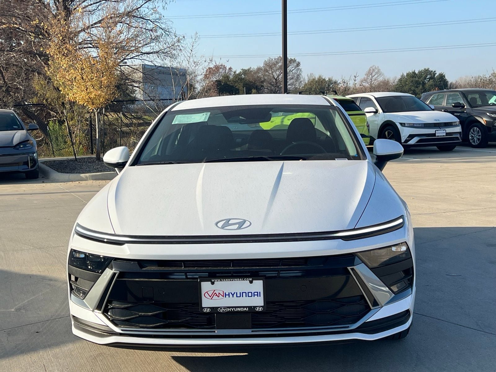 New 2026 Hyundai Sonata SE FWD image 2