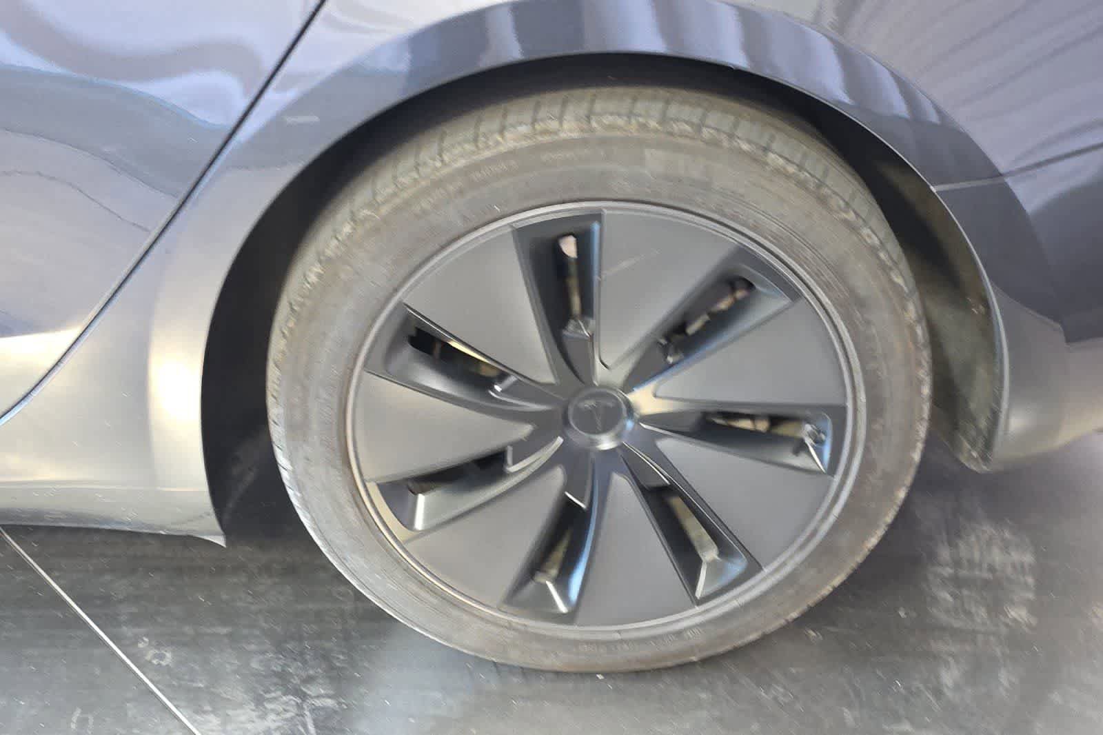 Used 2025 Tesla Model 3 Long Range RWD image 12