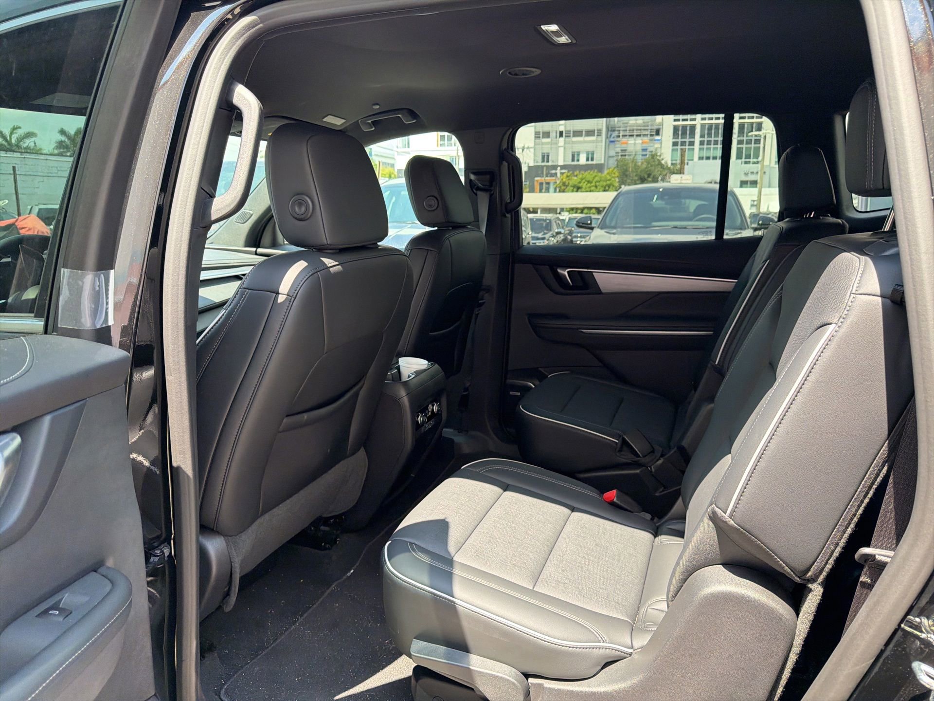 Used 2026 Buick Enclave Preferred FWD image 25