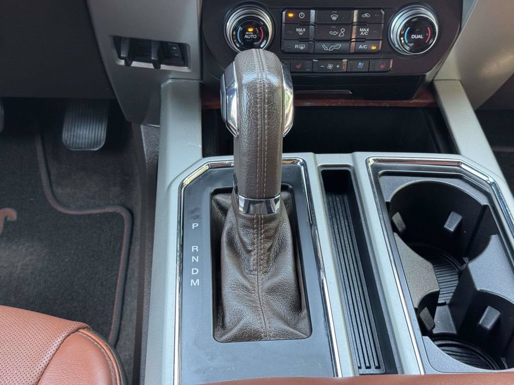 Used 2018 Ford F150 King Ranch w/ Equipment Group 601A Luxury AWD/4WD image 8
