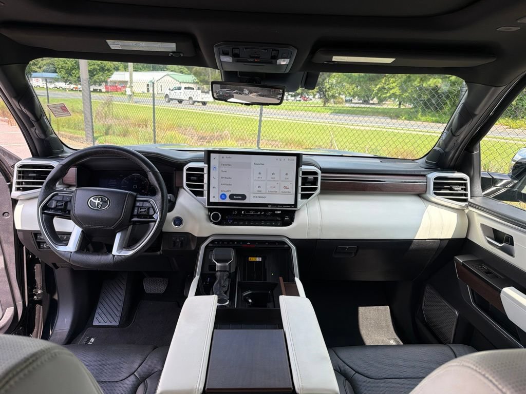 Used 2024 Toyota Sequoia Capstone AWD/4WD image 8