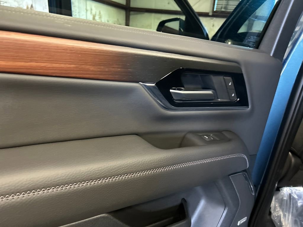 New 2026 GMC Yukon XL Denali image 28