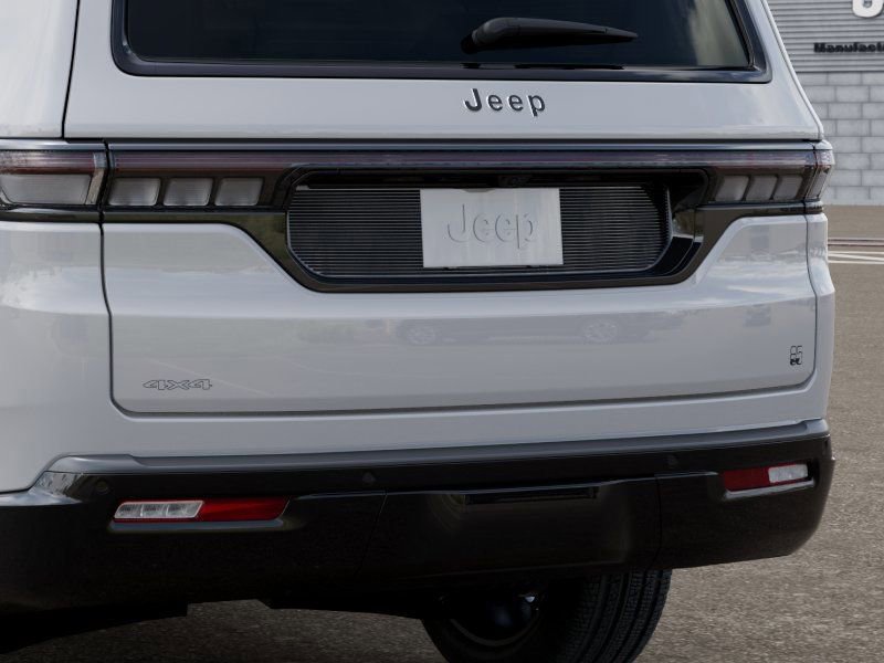 New 2026 Jeep Grand Wagoneer 4WD image 13