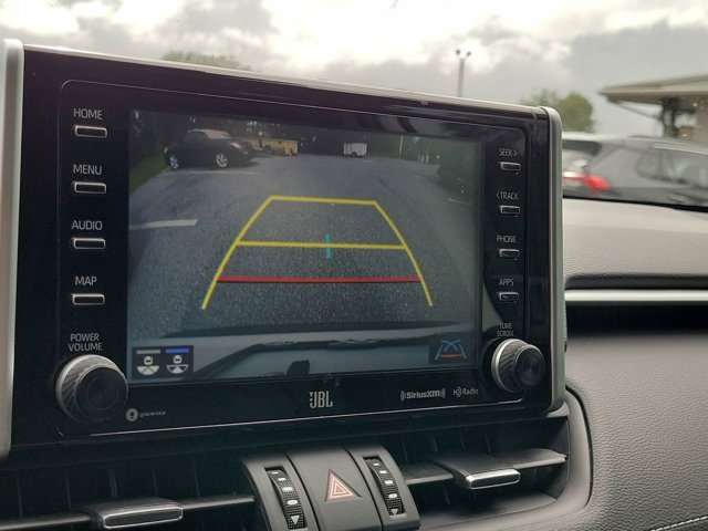 Used 2021 Toyota RAV4 Limited image 27