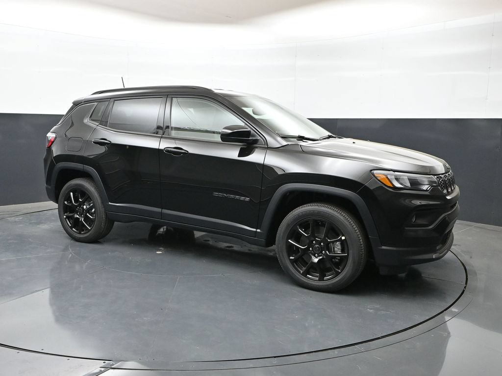 New 2026 Jeep Compass Latitude AWD/4WD image 1