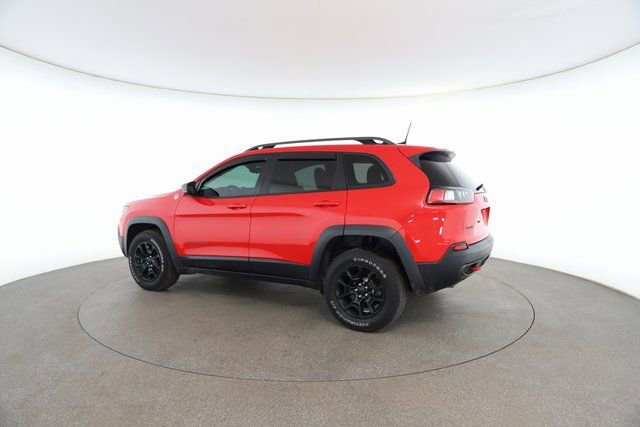 Used 2019 Jeep Cherokee Trailhawk w/ Cold Weather Group image 9