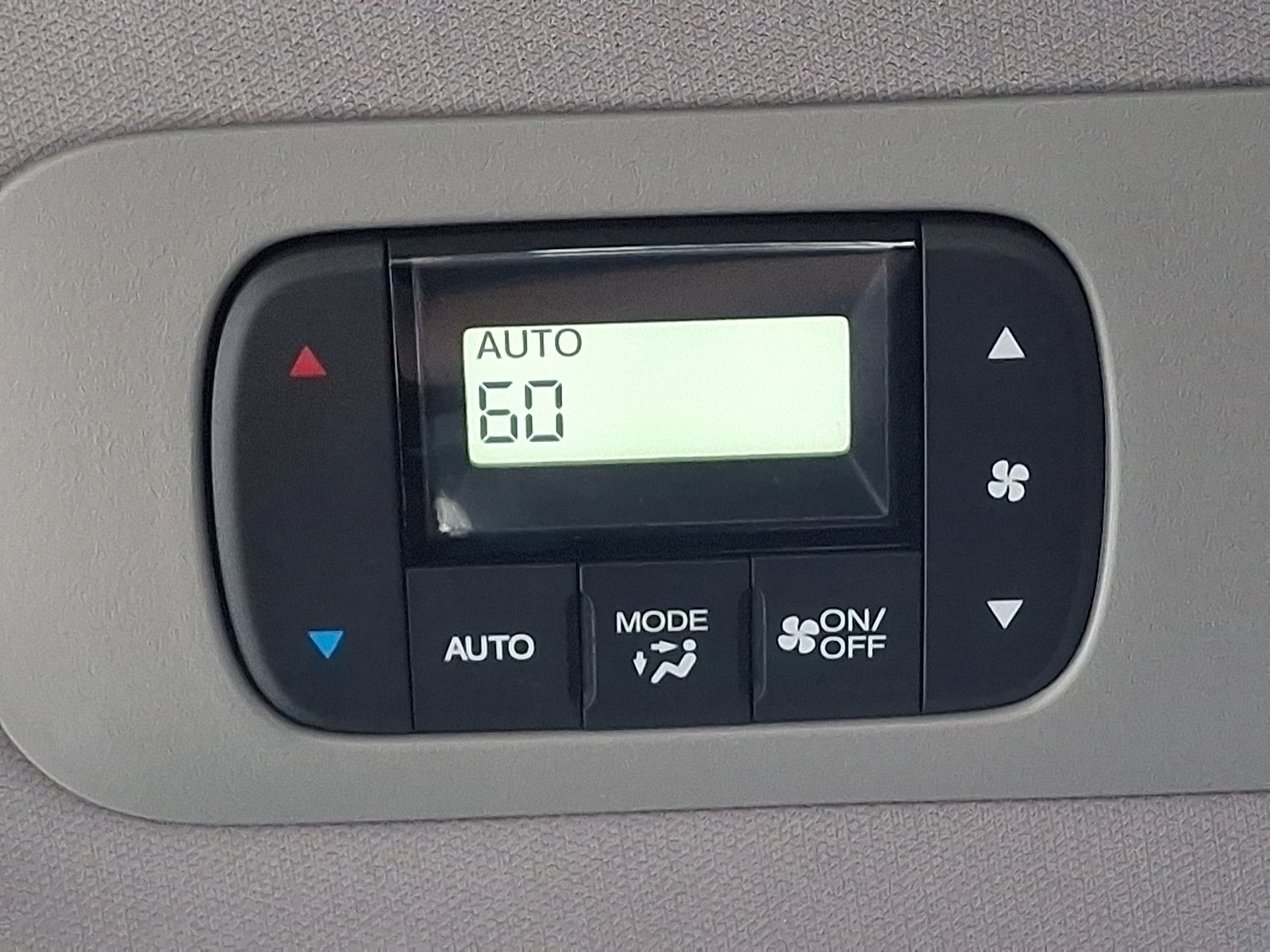 Used 2024 Honda Odyssey EX image 13