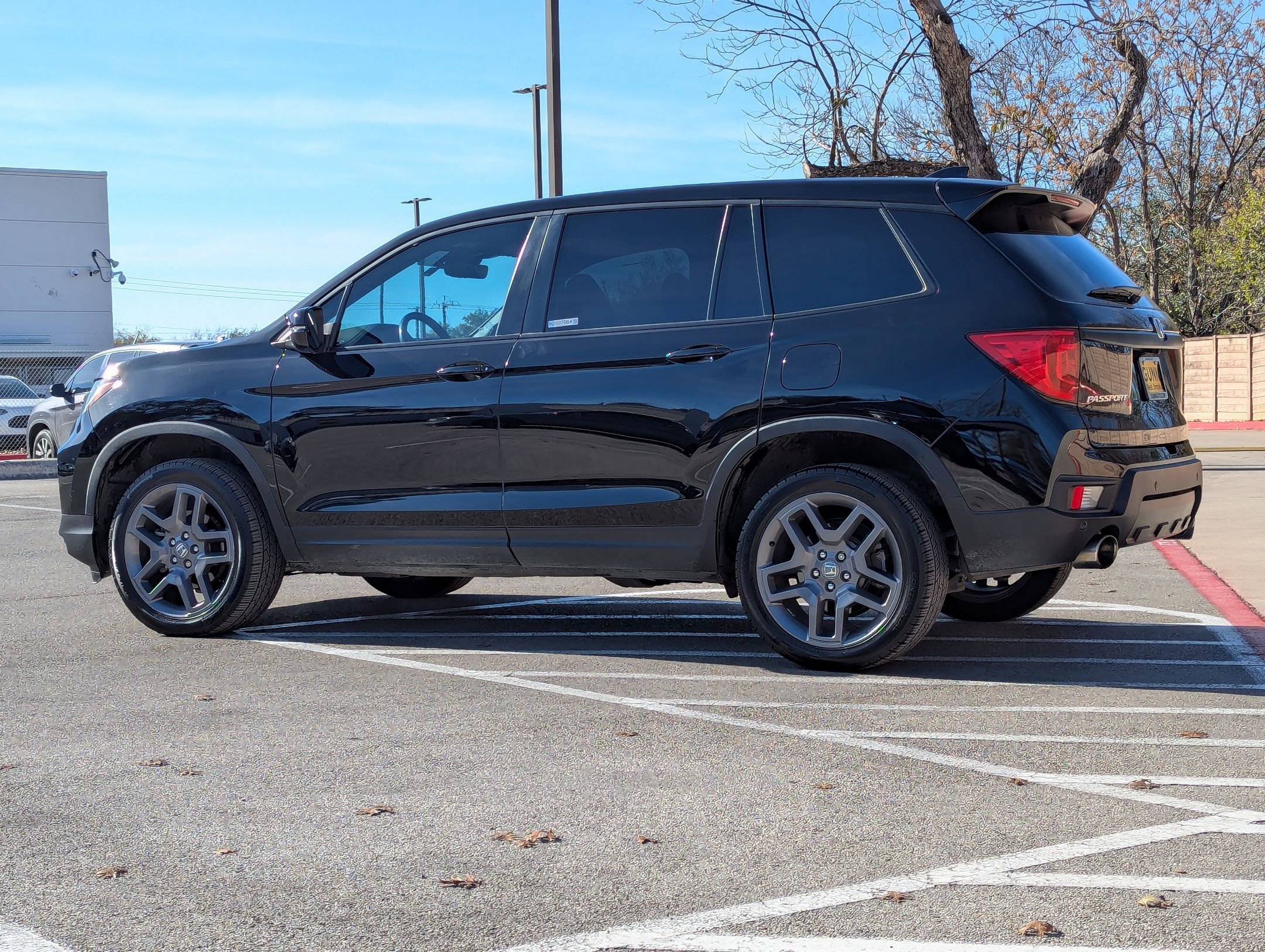 Certified 2023 Honda Passport EX-L image 6