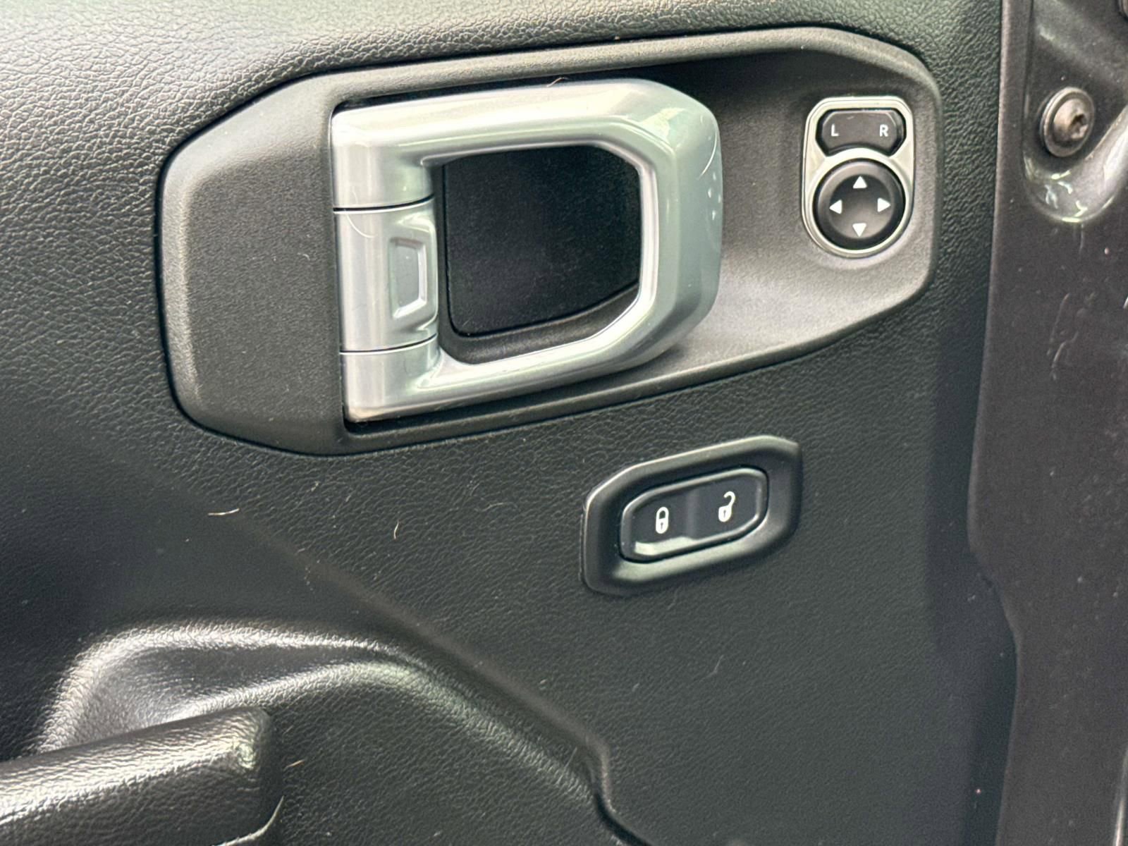 Used 2023 Jeep Wrangler Unlimited Rubicon 4xe w/ Steel Bumper Group image 24