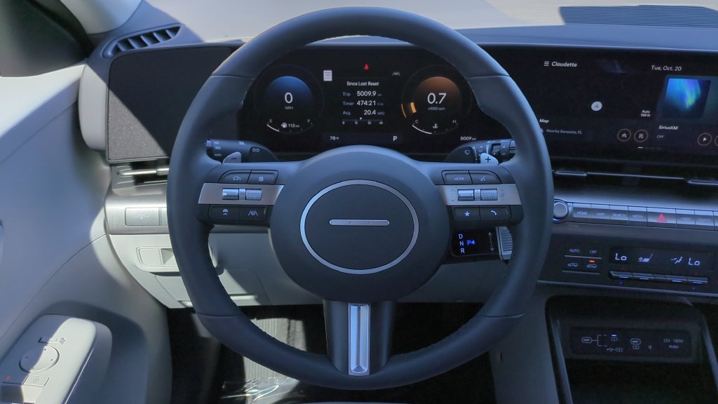 Certified 2025 Hyundai Kona SEL FWD image 12
