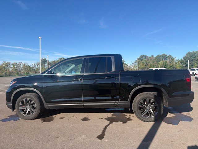 Used 2025 Honda Ridgeline Sport image 14