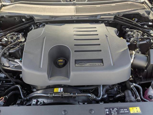 New 2026 Land Rover Defender 110 X-Dynamic SE AWD/4WD image 18