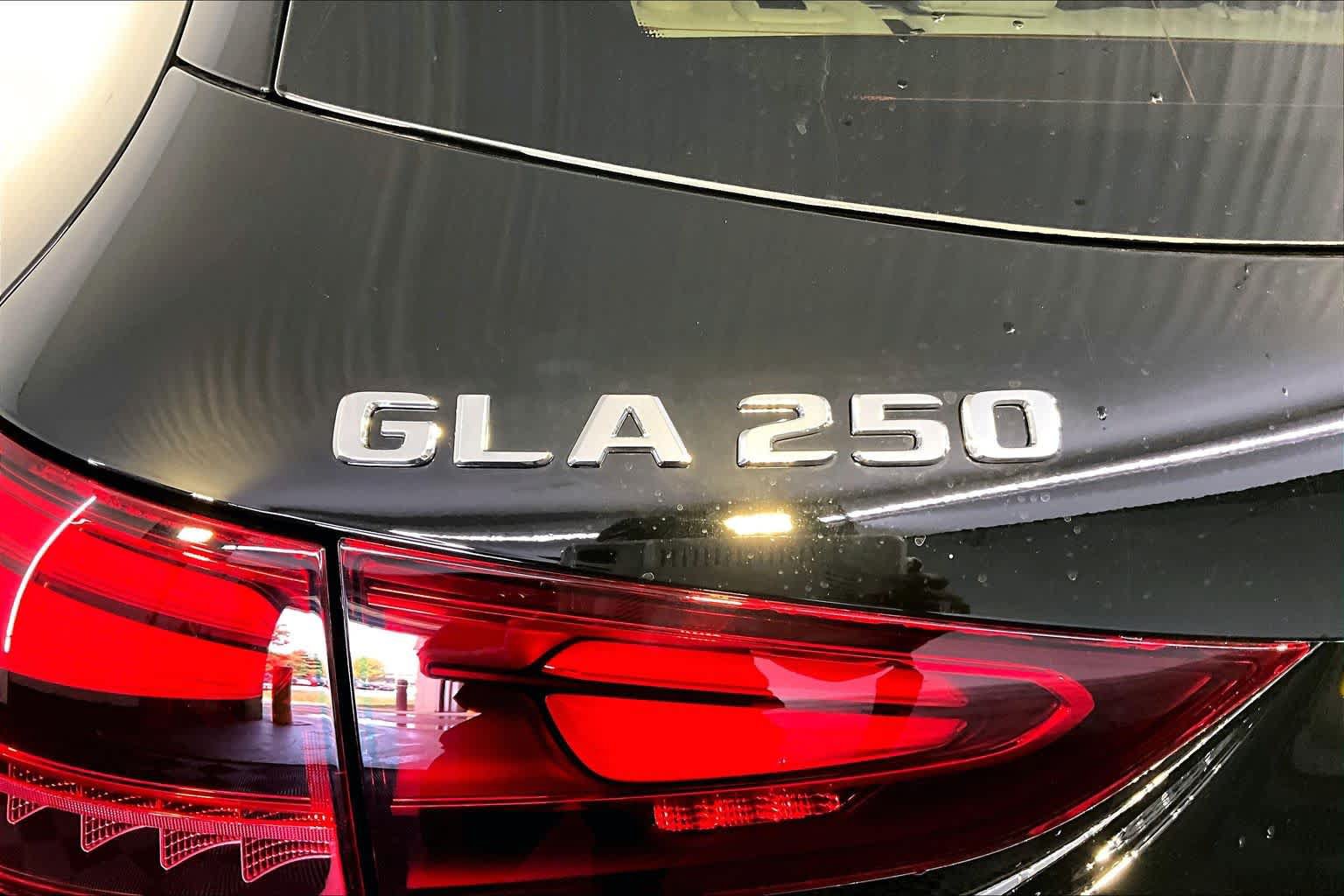 New 2026 Mercedes-Benz GLA 250 4MATIC image 6