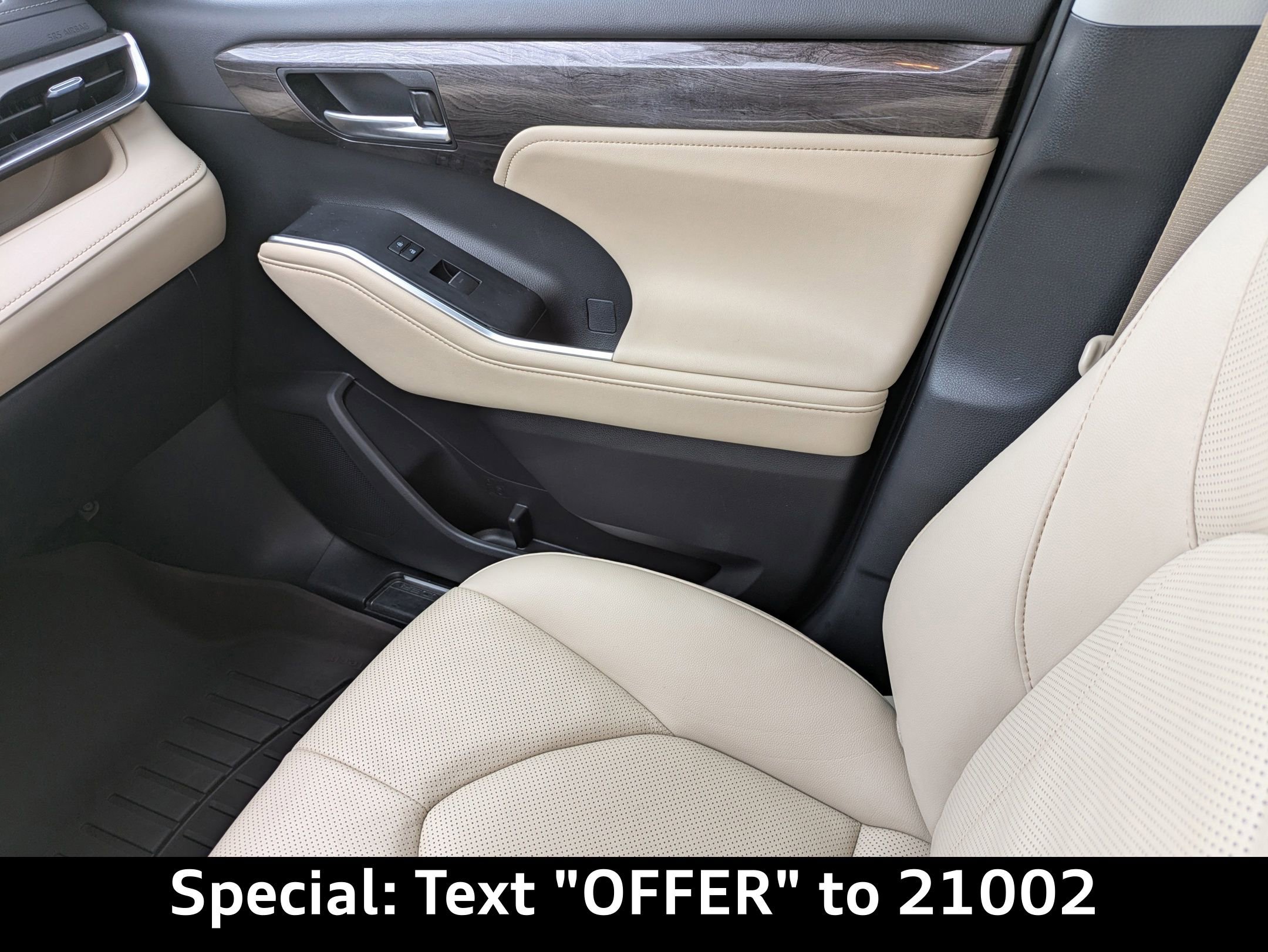 Used 2023 Toyota Highlander Limited image 19