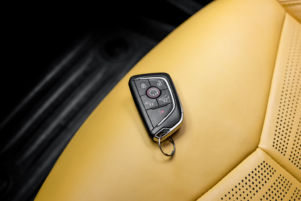 Used 2021 Chevrolet Corvette Stingray Premium Cpe w/ Engine Appearance Package RWD image 70