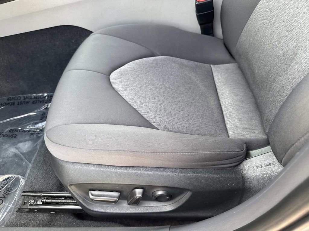 Used 2024 Toyota Camry LE image 18