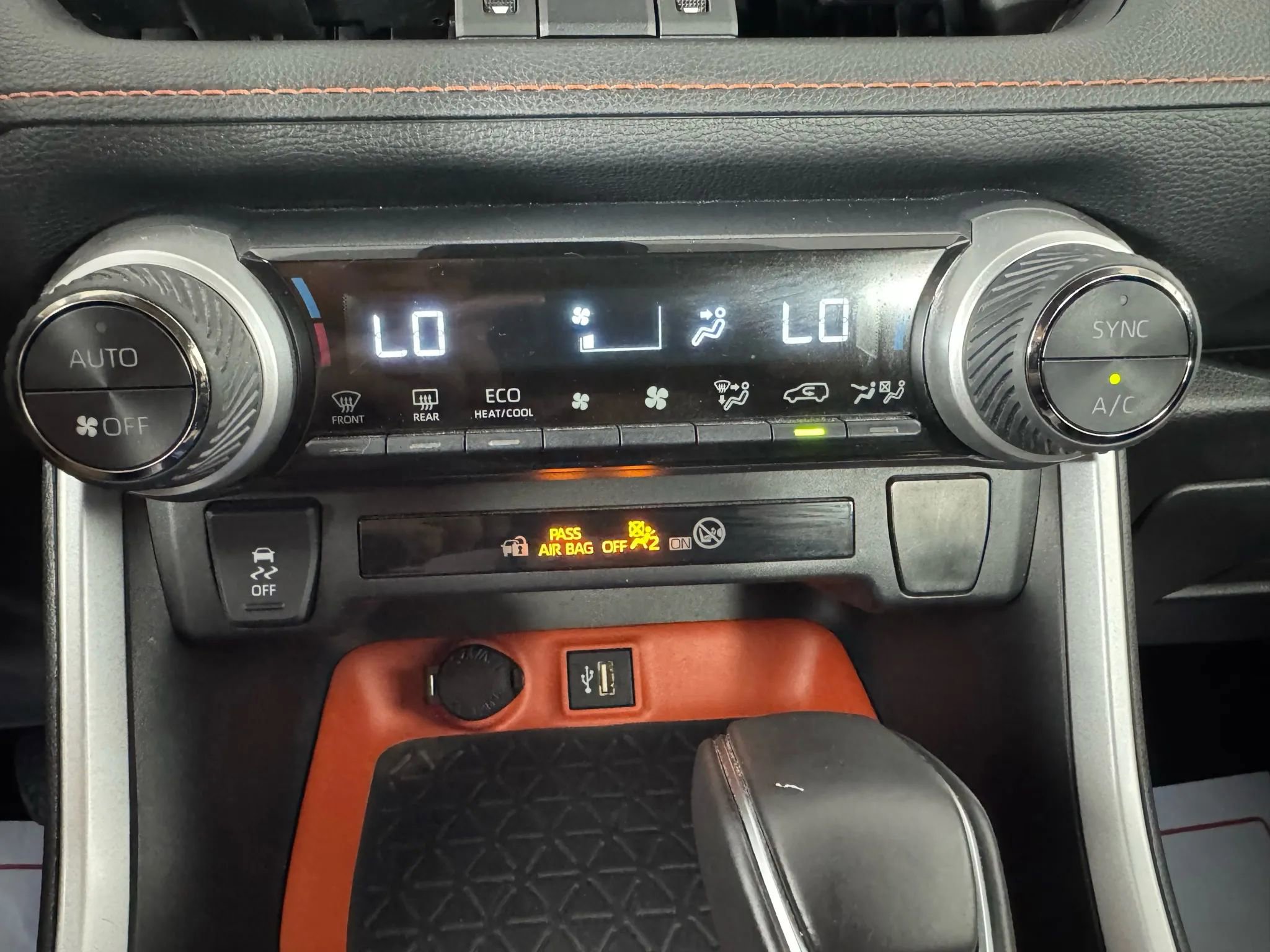 Used 2024 Toyota RAV4 Adventure AWD/4WD image 22