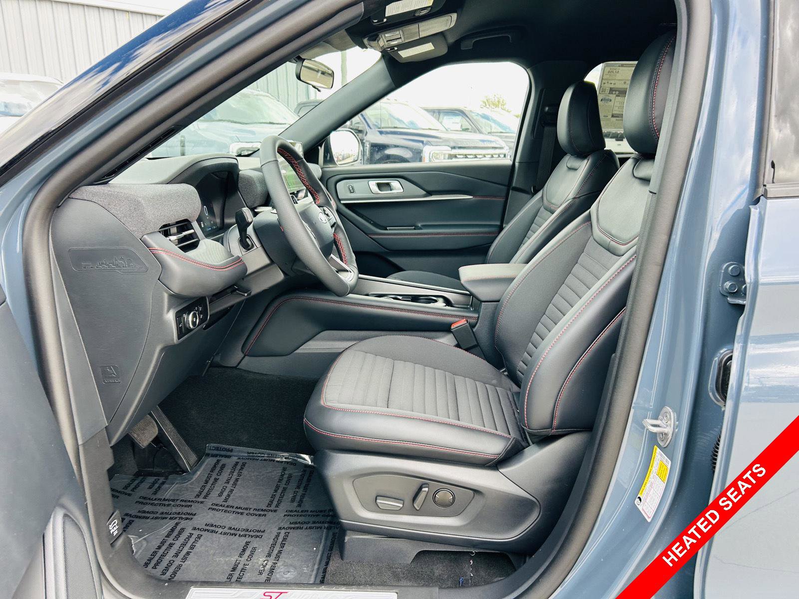 New 2026 Ford Explorer ST-Line image 3