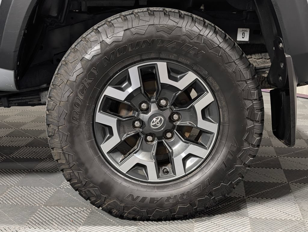 Used 2021 Toyota Tacoma TRD Off-Road AWD/4WD image 24