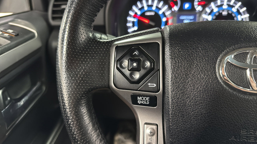 Used 2014 Toyota 4Runner SR5 Premium image 23