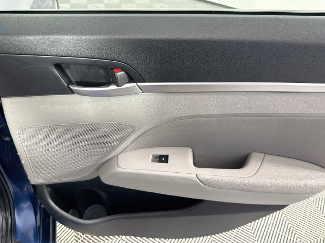 Used 2020 Hyundai Elantra SEL w/ Cargo Package (C1) FWD image 24