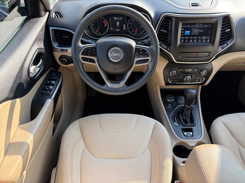 Used 2019 Jeep Cherokee Latitude w/ Popular Appearance Group image 19