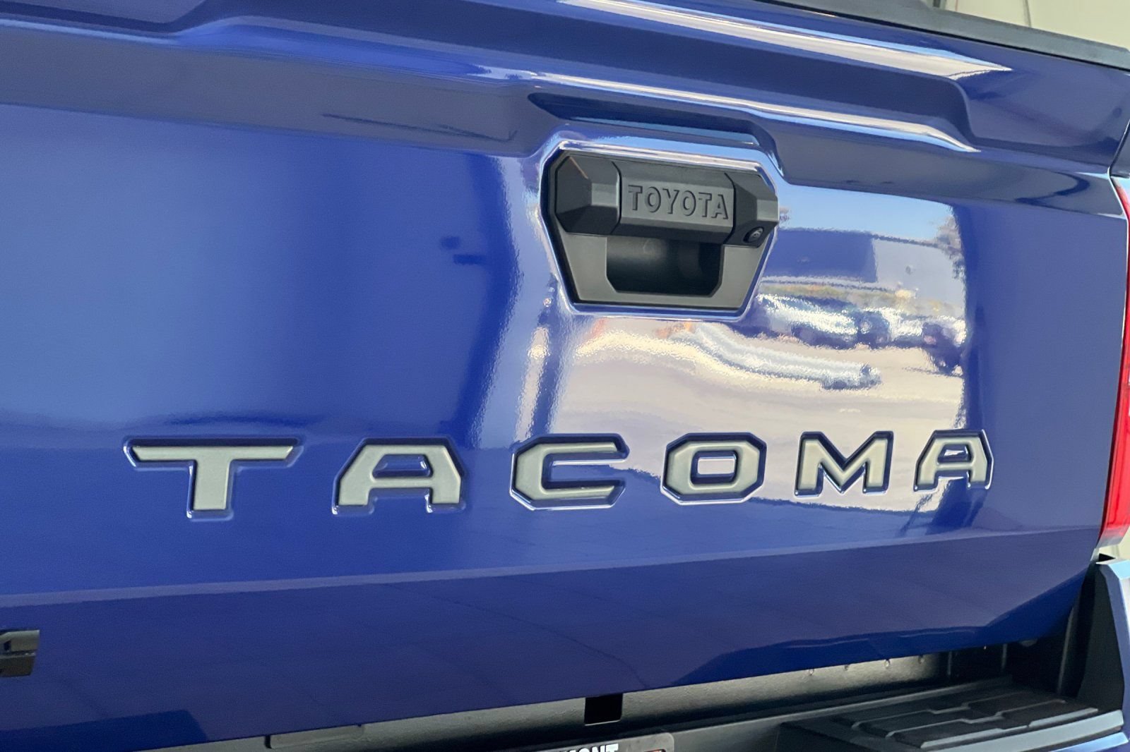 Certified 2025 Toyota Tacoma TRD Sport AWD/4WD image 25