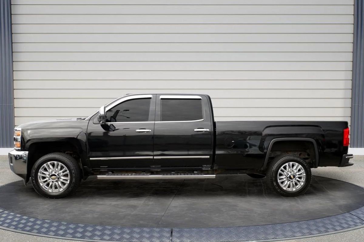 Used 2016 Chevrolet Silverado 2500 LTZ w/ Duramax Plus Package image 4