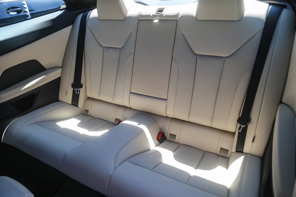 Used 2026 BMW 430i xDrive Coupe w/ M Sport Package AWD/4WD image 13