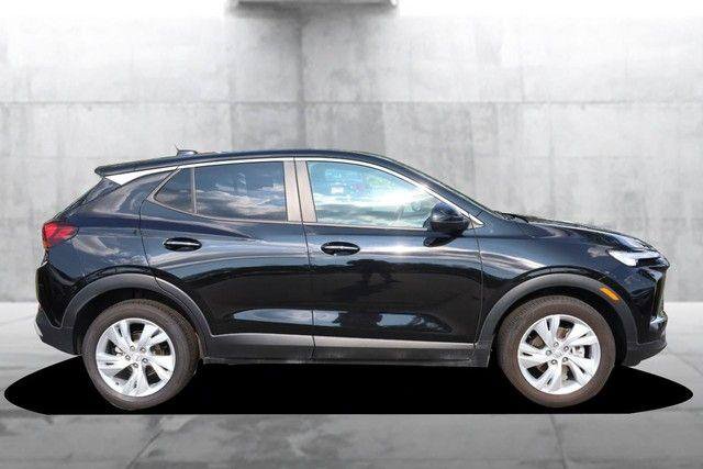 Used 2025 Buick Encore GX Preferred FWD image 5