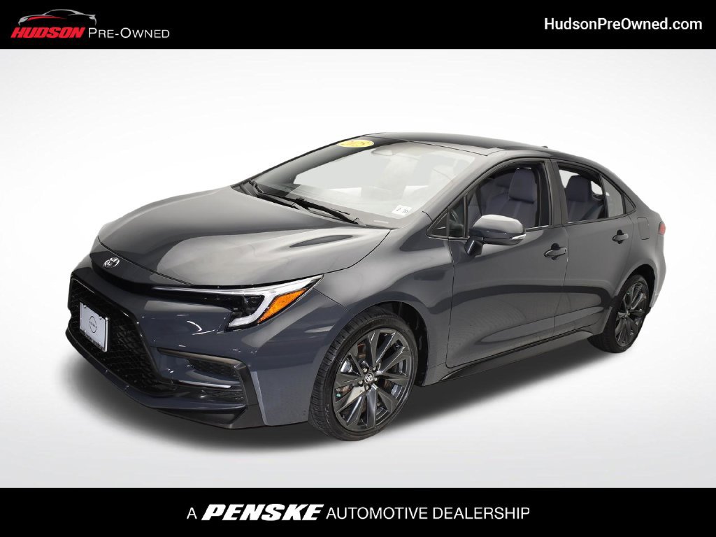 Used 2025 Toyota Corolla SE FWD image 1