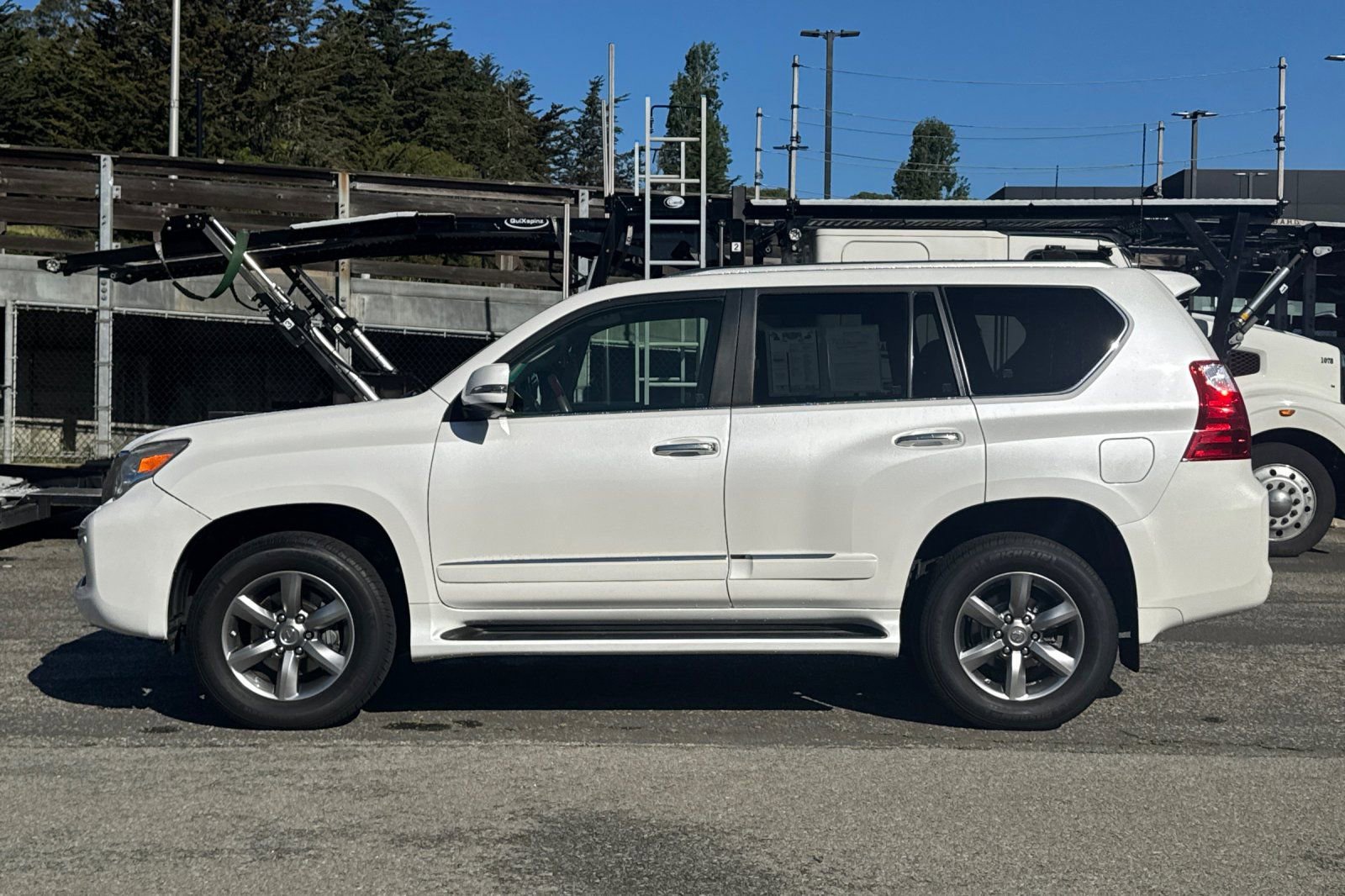 Used 2013 Lexus GX 460 Premium image 8