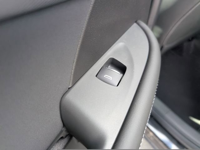 New 2026 Buick Envision Sport Touring image 11