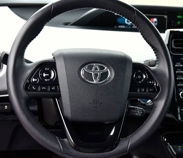 Used 2020 Toyota Prius Prime LE image 15