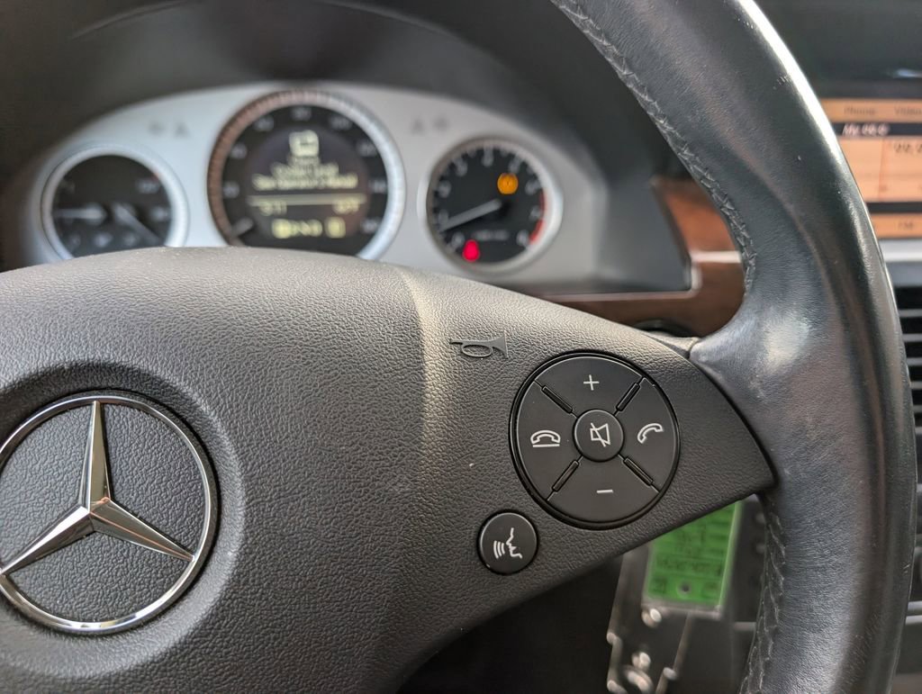 Used 2011 Mercedes-Benz GLK 350 GLK 350 image 23